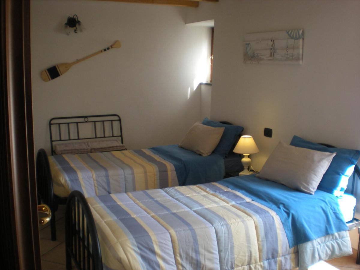 Case Vacanza Reggimonti Cinque Terre Бонасола Екстериор снимка
