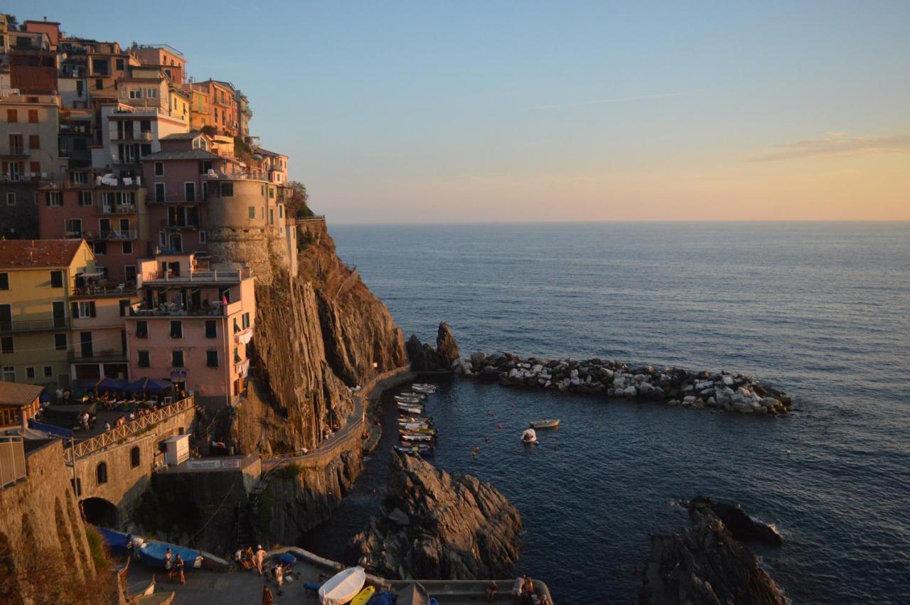 Case Vacanza Reggimonti Cinque Terre Бонасола Екстериор снимка